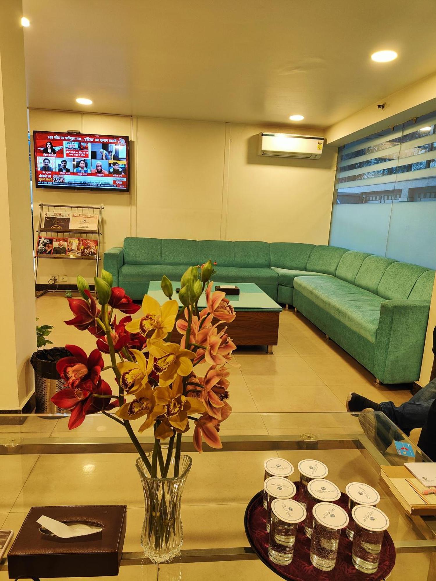 Rosemallow Hotel Új-Delhi Kültér fotó