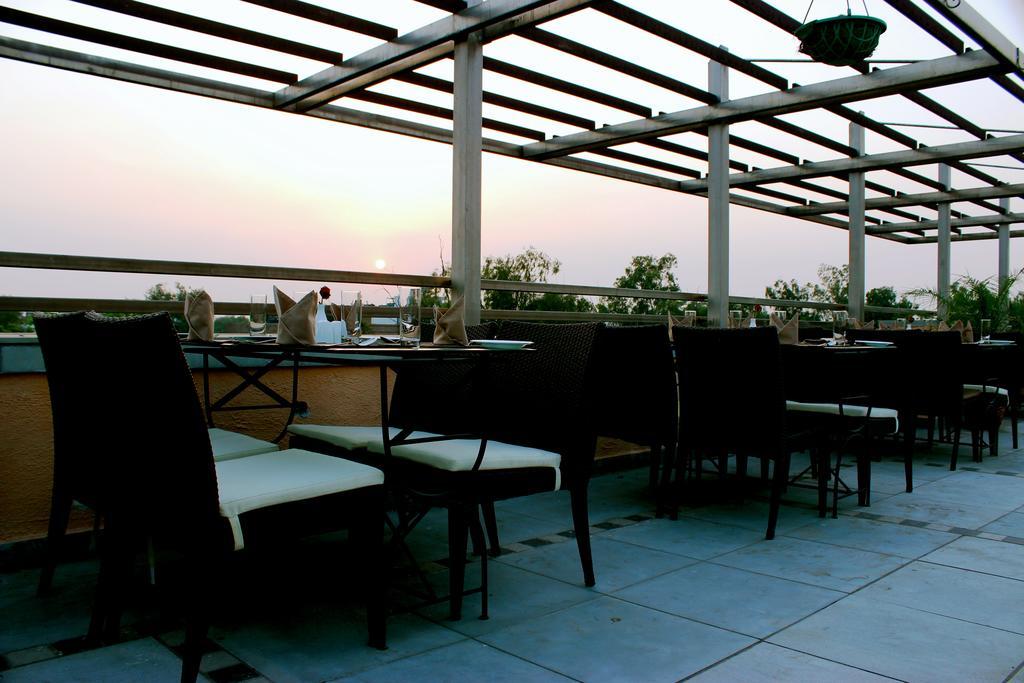 Rosemallow Hotel Új-Delhi Kültér fotó